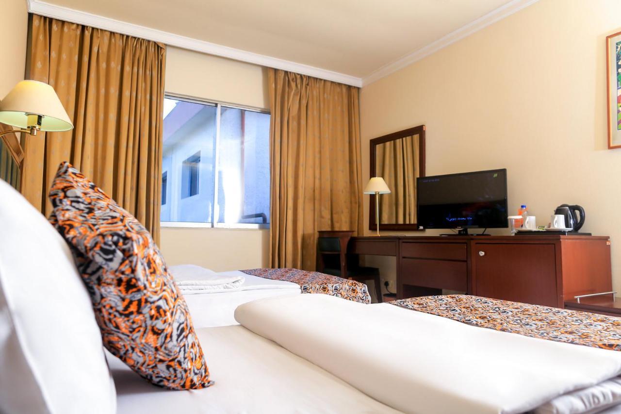Transcorp Hotels Калабар Екстериор снимка