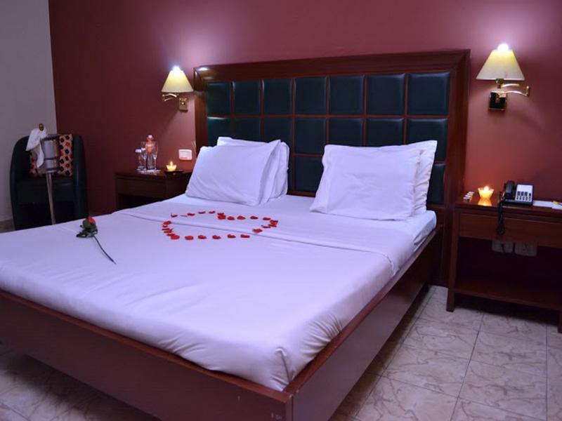 Transcorp Hotels Калабар Екстериор снимка