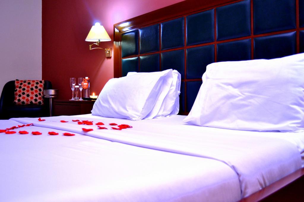 Transcorp Hotels Калабар Екстериор снимка